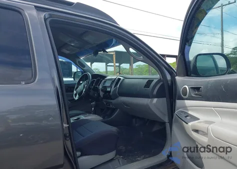 2014 Toyota Tacoma Base V6 from USA, damaged, VIN 3TMLU4EN4EM147715